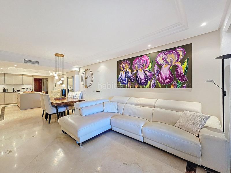 Foto 848323e4-53fc-4642-89b1-5ccaea3c110f. Apartament amb calefacció aparcament piscina a Bel - Air Estepona