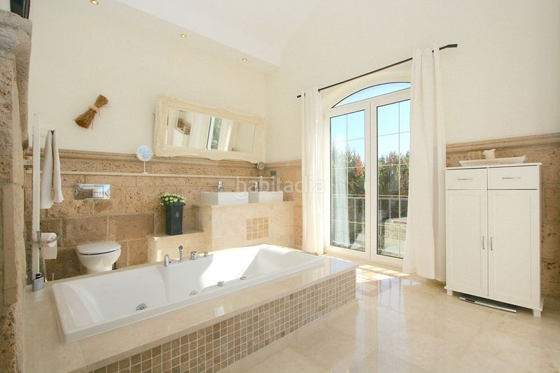 Foto bf0be1d4-5391-4435-b927-51b4f0813233. Xalet amb calefacció aparcament piscina a Mijas pueblo Mijas