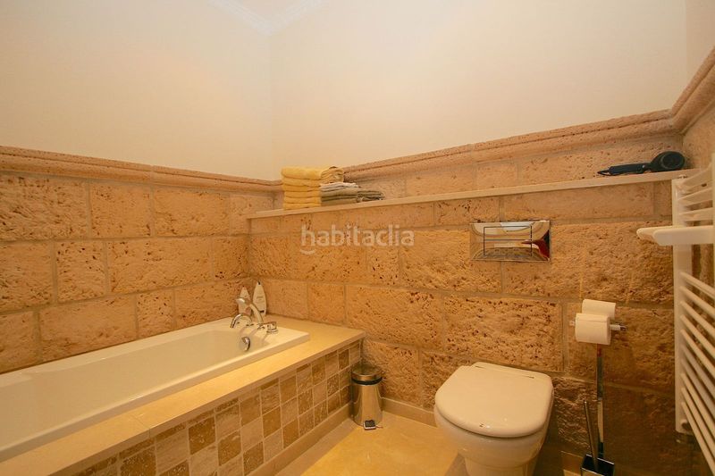 Foto d8d4c814-cf14-4f81-89b7-0f90a0648f3b. Xalet amb calefacció aparcament piscina a Mijas pueblo Mijas