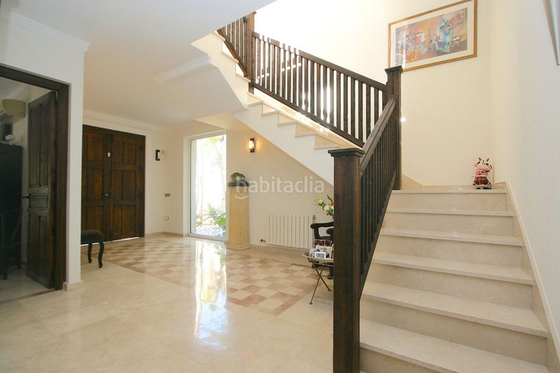 Foto f7a6b254-6bcb-446c-b140-029e89338f86. Xalet amb calefacció aparcament piscina a Mijas pueblo Mijas