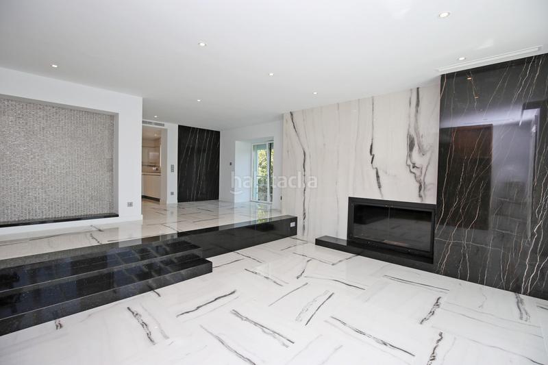 Foto 72392f53-e405-484f-b91a-99721eced16a. Maison jumelée avec chauffage piscine dans Nueva Andalucía centro Marbella