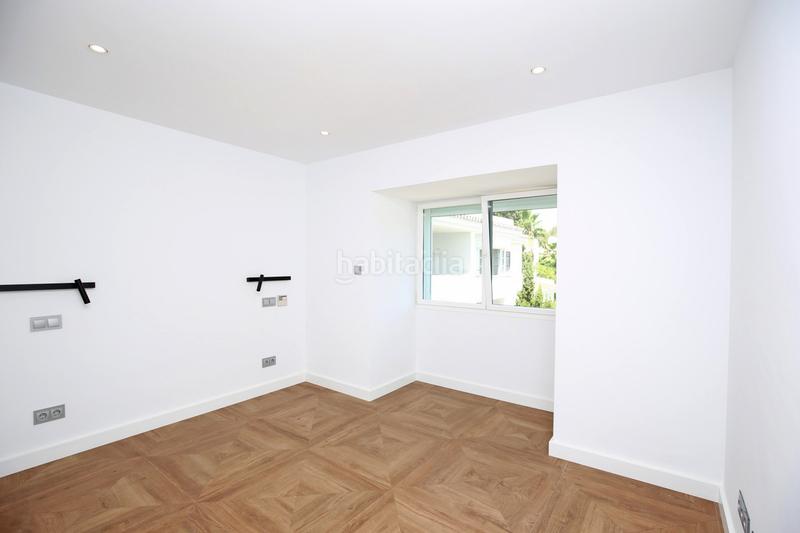 Foto b1aa0da4-c34d-414b-8e6e-5ff0c4a00400. Maison jumelée avec chauffage piscine dans Nueva Andalucía centro Marbella