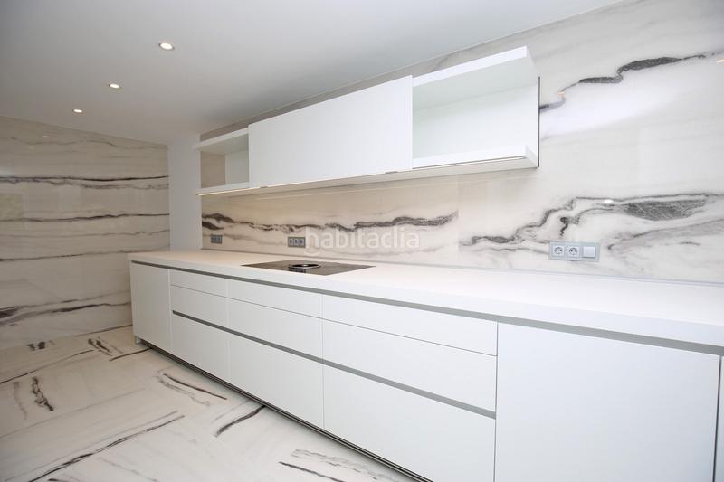 Foto fe69a132-319d-4909-a4be-db2bf9595c0f. Maison jumelée avec chauffage piscine dans Nueva Andalucía centro Marbella