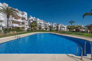 Rez-de-chaussée à Riviera del Sol. Apartamento en planta baja de 2 dormitorios en miraflores