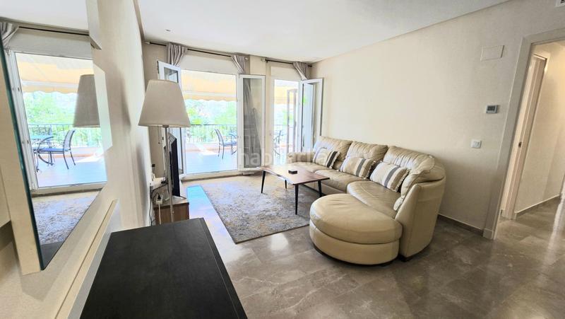 Foto 6edaee84-7e32-4595-8321-6ab863c75242. Planta baixa amb calefacció aparcament piscina a Mijas