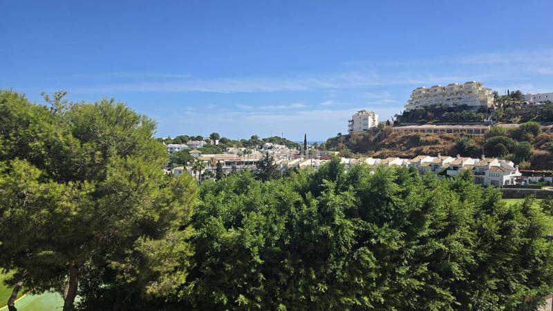 Foto 8e2f7057-ea77-430a-8794-41853342d6ad. Planta baixa amb calefacció aparcament piscina a Mijas