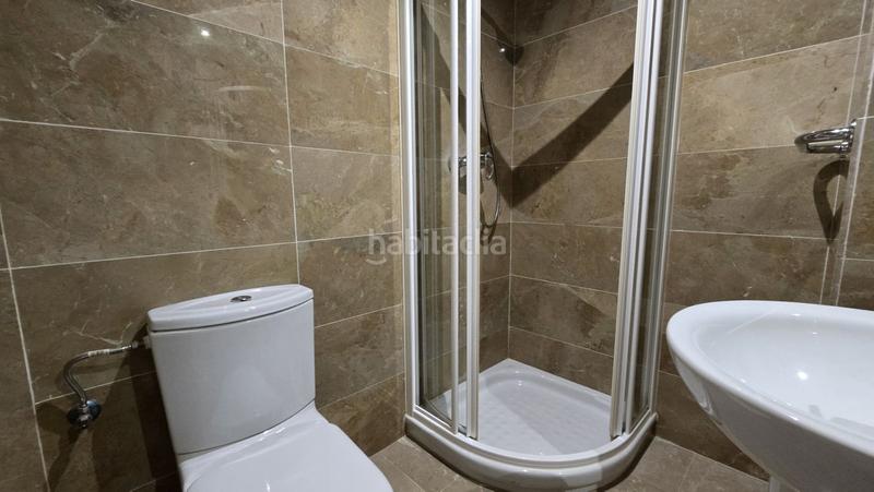 Foto abc69f8e-5f3c-493e-97ee-a33245600128. Planta baixa amb calefacció aparcament piscina a Mijas