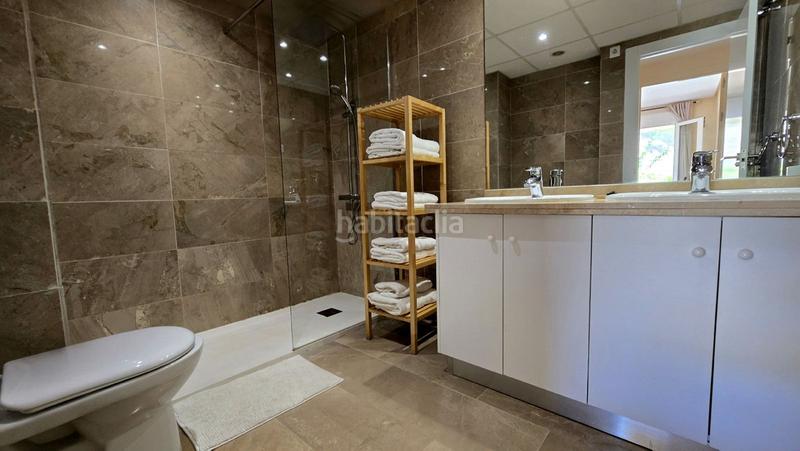 Foto de9a45c6-de20-4f6b-95bd-92f27a191ef6. Planta baixa amb calefacció aparcament piscina a Mijas