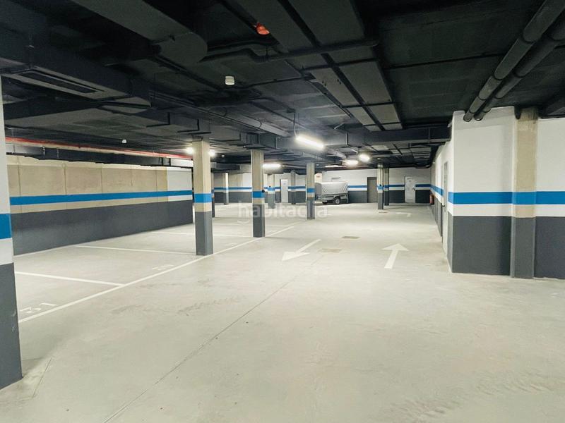 Foto 685109fe-d1e7-4822-ba01-c82e955caf11. Ground floor with heating parking pool in Bel - Air Estepona