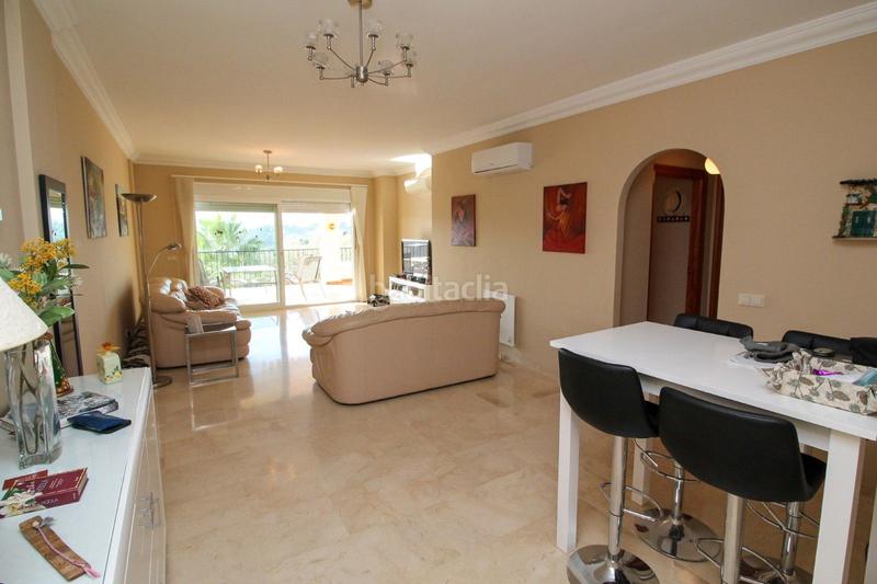 Foto 42360af6-06a3-4f59-864a-f2fb26f1b032. Rez-de-chaussée avec chauffage parking piscine dans Mijas