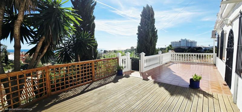 Foto 8368e39e-2516-4e29-9280-7ef62a54489a. Xalet amb calefacció aparcament piscina a Las Gaviotas - Carvajal Fuengirola