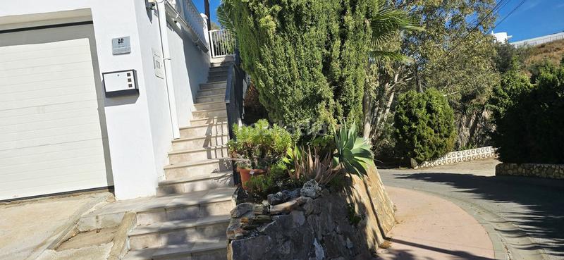 Foto c0eda444-d585-4b11-bbee-742f5bf222e2. Xalet amb calefacció aparcament piscina a Las Gaviotas - Carvajal Fuengirola