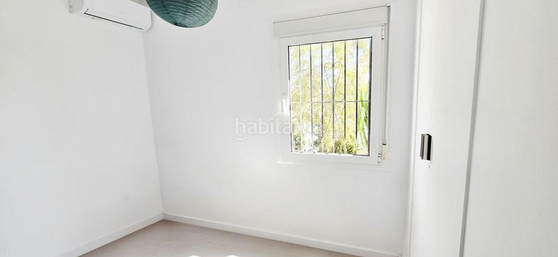 Foto d2862a8b-cda4-4bb1-bb79-54ca3e76e32c. Xalet amb calefacció aparcament piscina a Las Gaviotas - Carvajal Fuengirola