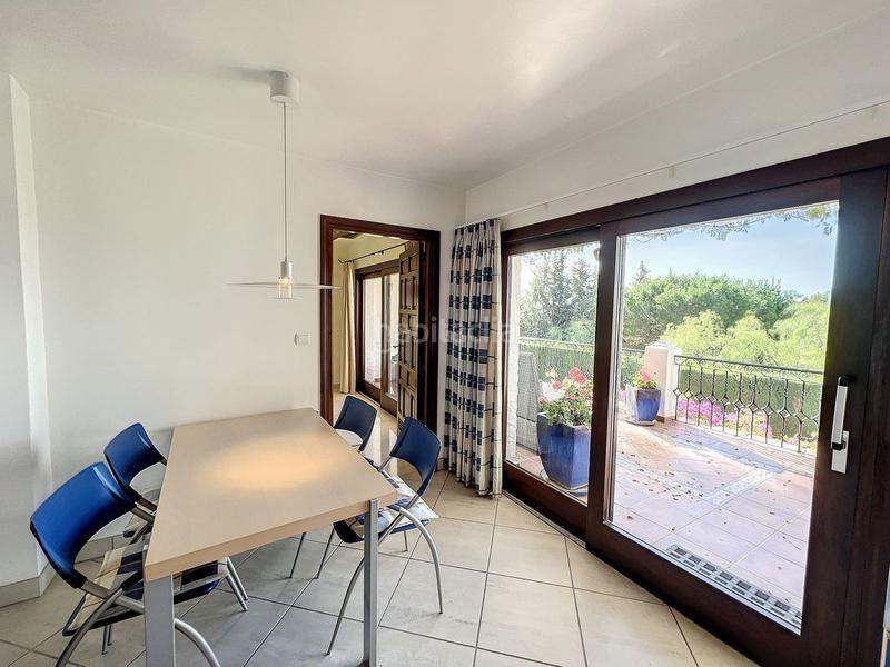 Foto 7a51aff4-f520-4c9a-bbe2-fe0a894cca6e. Xalet amb calefacció aparcament piscina a Mijas pueblo Mijas