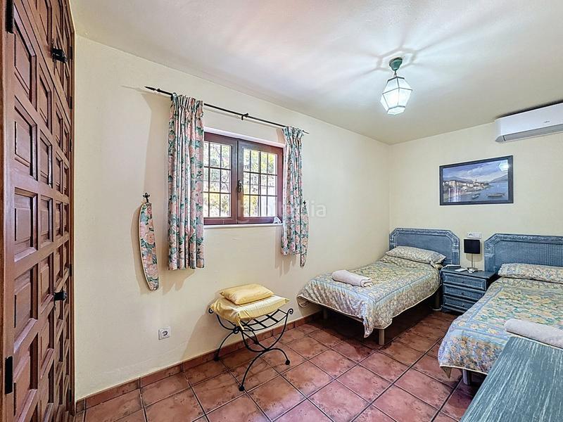 Foto 37393e00-1469-45c0-b668-61034cdb8752. Casa bifamiliare con riscaldamento parcheggio piscina in Mijas