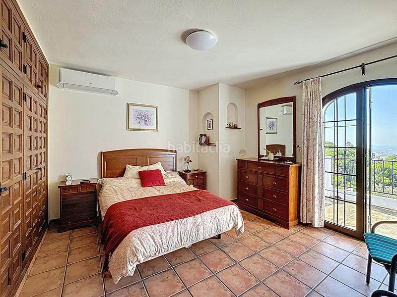 Foto 5da8b500-a271-45f1-8d4e-8ba4c7df34e8. Casa bifamiliare con riscaldamento parcheggio piscina in Mijas