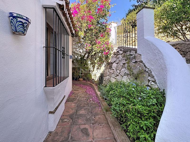 Foto 92b160dd-ed71-4959-a4a6-bdef4f45166e. Casa bifamiliare con riscaldamento parcheggio piscina in Mijas