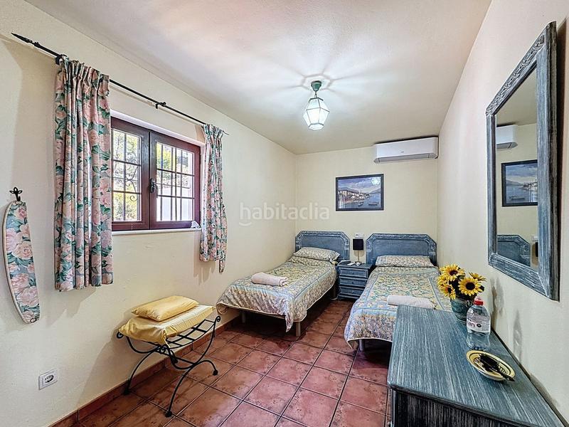 Foto fd52af61-11cf-4c0f-b8c9-8fe750cdf0b8. Casa bifamiliare con riscaldamento parcheggio piscina in Mijas