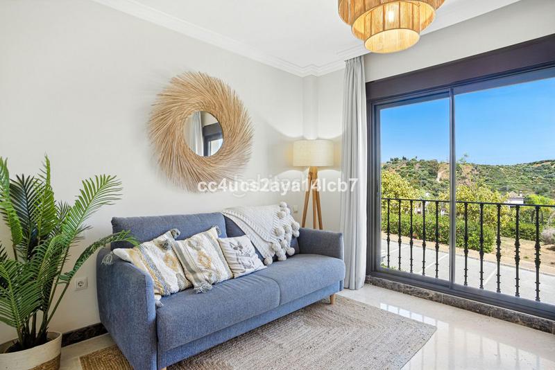 Foto 8d118392-d2e5-4048-ab32-b4d7316ab6e9. Xalet amb calefacció aparcament a Bel - Air Estepona