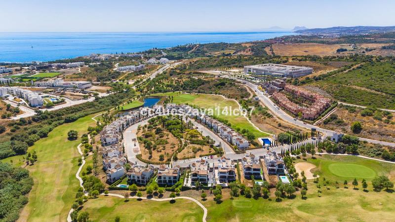 Foto 92a93d81-e324-4ccf-8916-c8116c200449. Xalet amb calefacció aparcament a Bel - Air Estepona