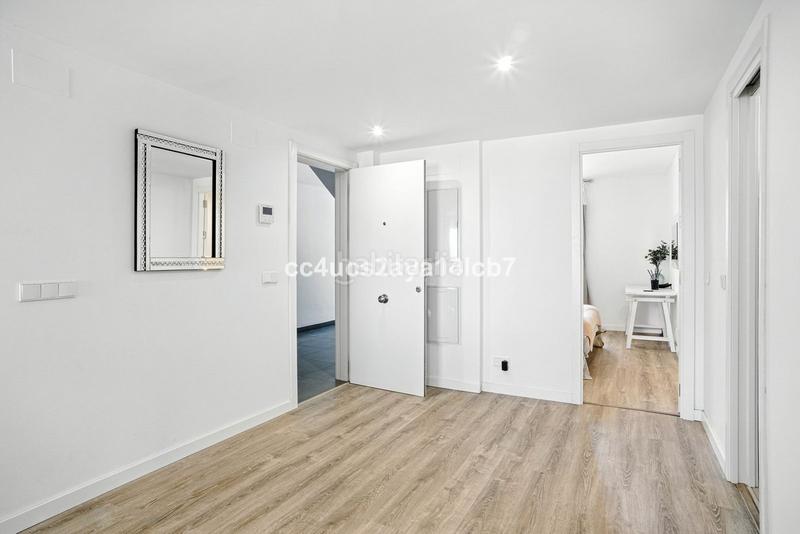 Foto 790483d2-c11d-4a3d-b354-1e675bbf04de. Erdgeschoss mit heizung parking pool in Bel - Air Estepona