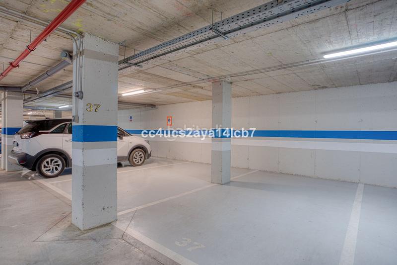 Foto 9a3e2d77-5928-4719-870c-4bcc872b7fea. Erdgeschoss mit heizung parking pool in Bel - Air Estepona