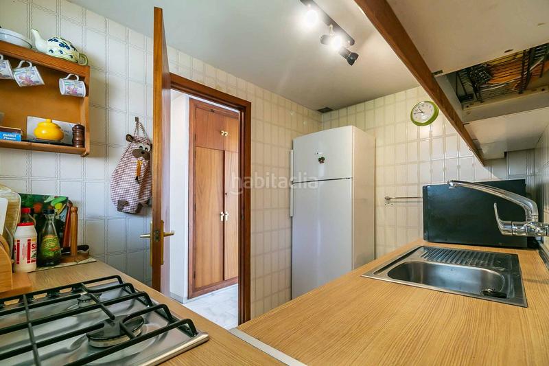 Foto 653adfef-ce3a-49f5-8ab5-cec84bfeef57. Àtic amb aparcament piscina a Centro ciudad Fuengirola