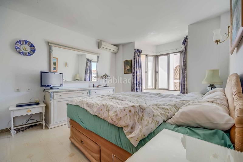 Foto 6c06bb7a-b414-4bfb-95ac-05cb329f6a51. Àtic amb aparcament piscina a Centro ciudad Fuengirola