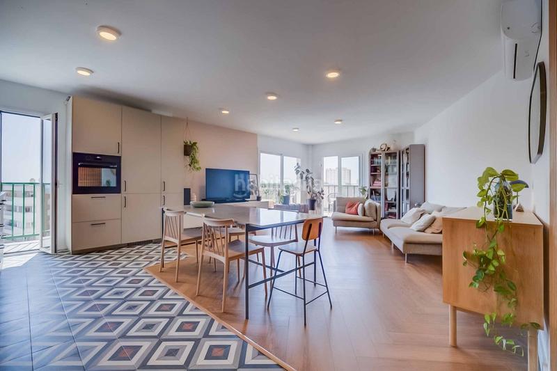 Foto ff18aa01-c857-4ec2-9eb9-afaf227f9b64. Apartament amb aparcament a Centro ciudad Fuengirola