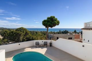 Chalet à La Cala Mijas. Villa aislada de 3 dormitorios en la cala de mijas