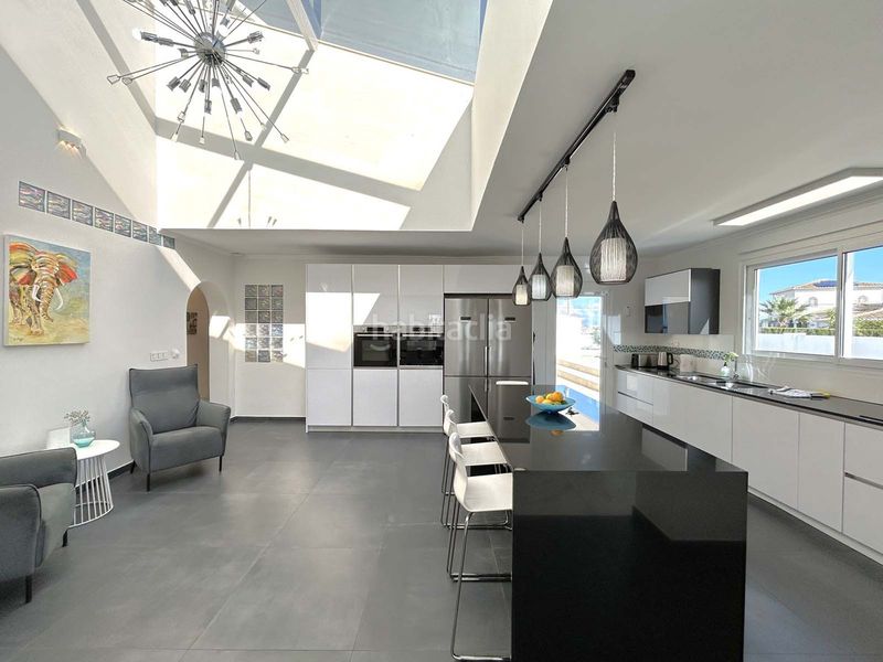 Foto 09f28bc5-8c92-4116-8325-b037718b698d. Xalet amb calefacció aparcament piscina a Centro Mijas