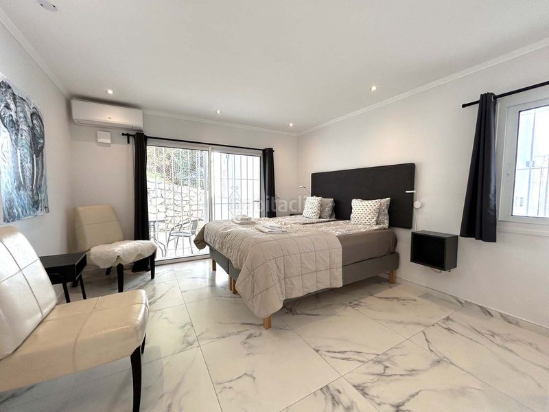 Foto 6fac6c2a-6736-4ca4-90ea-7703ec88e7e6. Xalet amb calefacció aparcament piscina a Centro Mijas