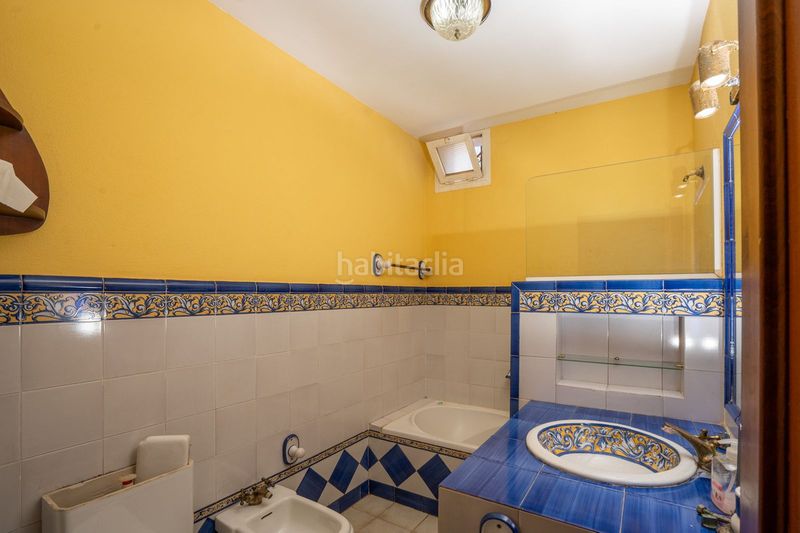 Foto 74ea9f0e-ccf0-4b58-abb7-2a858a56c8ac. Casa adossada amb calefacció aparcament piscina a Mijas