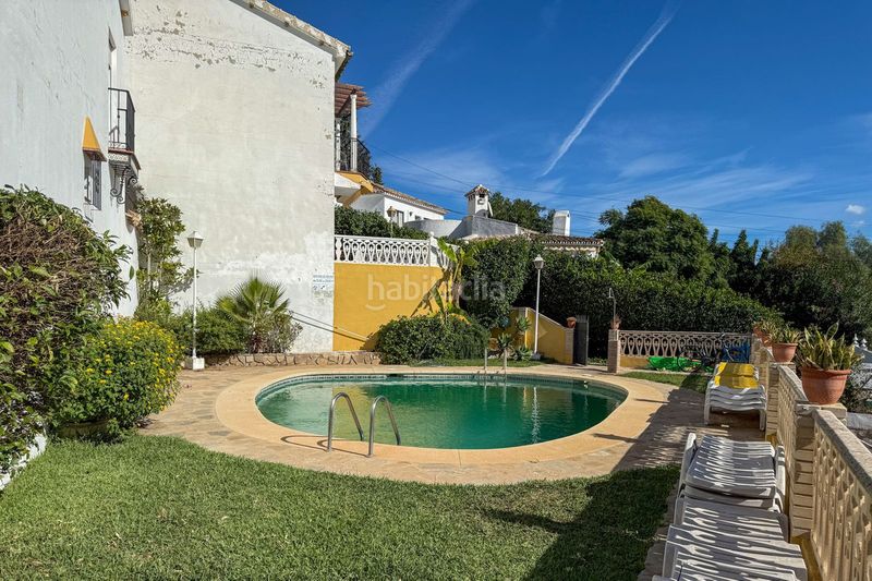 Foto daad7209-937e-4623-9f24-2b3e8faaff03. Casa adossada amb calefacció aparcament piscina a Mijas
