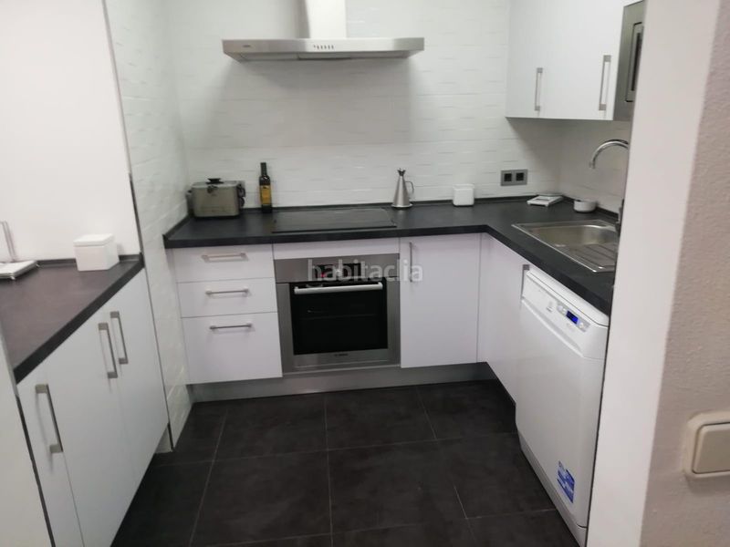 Foto 19daf4ce-2d8f-4bed-8b41-de759d9ac0e3. Apartamento  en planta media de 3 dormitorios en Fuengirola