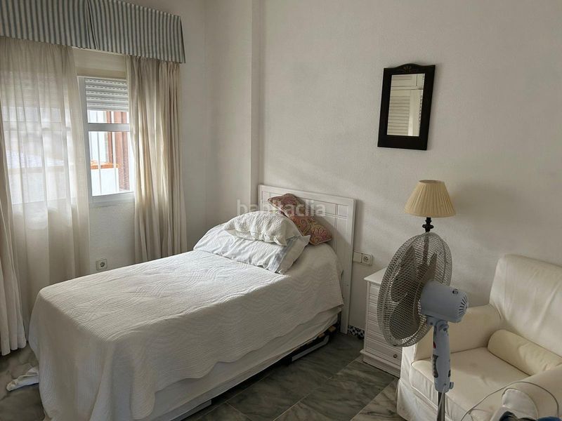 Foto 4eaeba10-703d-4ab7-bbbd-aef8ba3815a4. Apartamento  en planta media de 3 dormitorios en Fuengirola