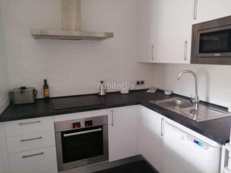 Foto a87afae6-b2fe-4b5e-b861-1a7f07edf2c1. Apartamento  en planta media de 3 dormitorios en Fuengirola