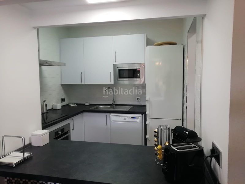 Foto d803d4a7-0327-4a87-a2ab-30481745f921. Apartamento  en planta media de 3 dormitorios en Fuengirola