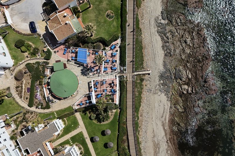 Foto 0095a689-9618-4a4c-b3fd-4623e1b50a7f. Casa adossada amb calefacció aparcament piscina a Mijas