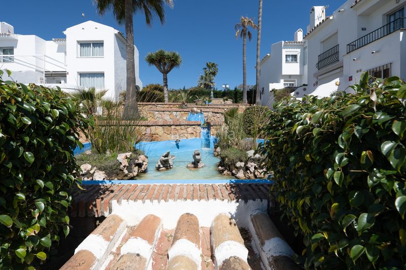 Foto 5001de65-abe3-4864-8b62-90e952530773. Casa adossada amb calefacció aparcament piscina a Mijas