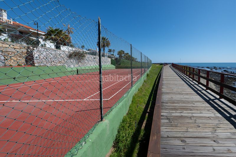 Foto e1a2c5bb-3495-4ab8-9763-3d8f19f2d122. Casa adossada amb calefacció aparcament piscina a Mijas