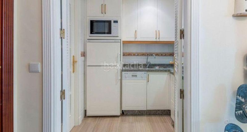 Foto 271d8630-8022-4124-8907-f0eab3a0b478. Apartamento  en planta media de 2 dormitorios en benalmadena en Benalmádena