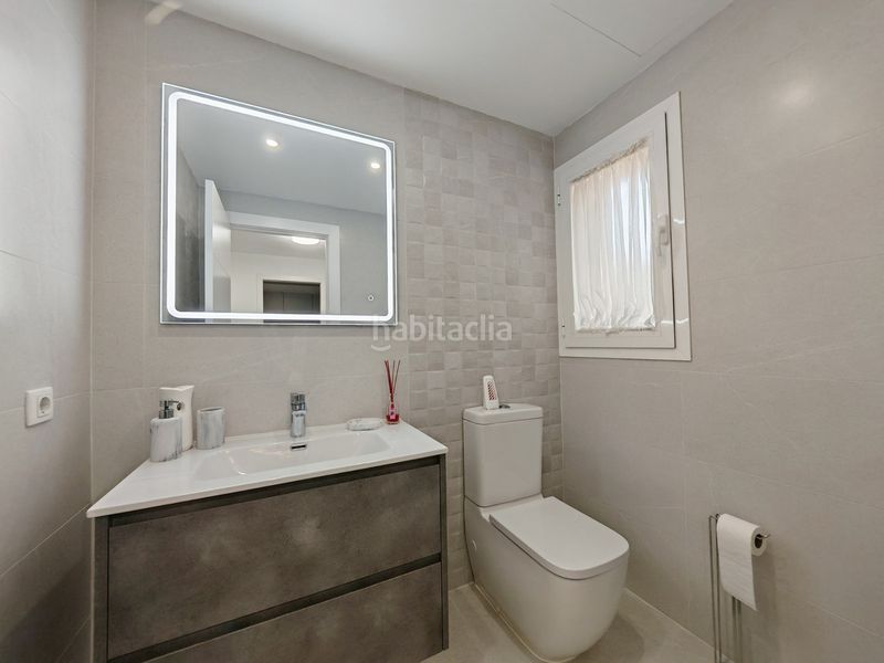 Foto 2ab9bf9a-f897-41c6-8597-a72e15754275. Casa adossada amb calefacció aparcament piscina a Mijas