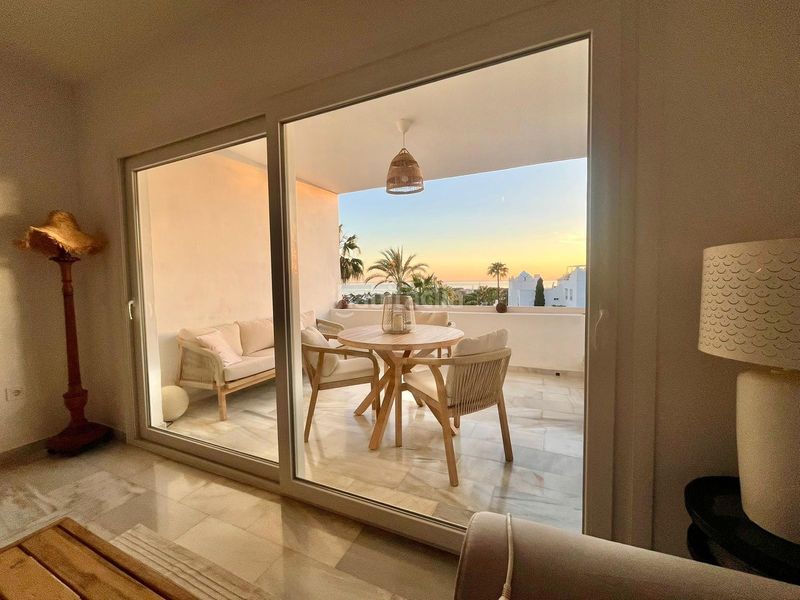 Foto 4b6e8bcf-8500-48c5-9081-335616d61b35. Apartament amb calefacció aparcament piscina a reserva de Marbella Marbella