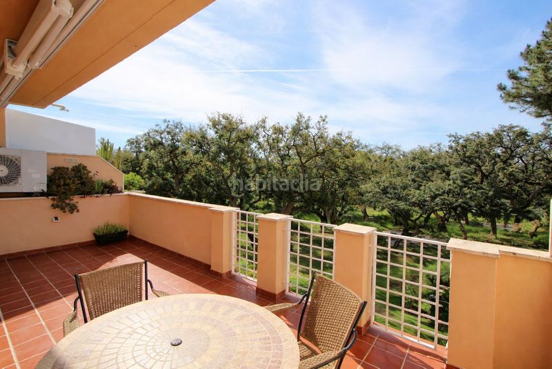 Foto cc3479dc-fa20-407e-93f1-d0230674eccd. Apartament amb calefacció aparcament piscina a Elviria Marbella