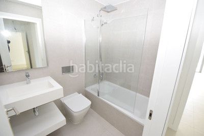 Foto 6e22ec08-35bb-408e-bc59-c0663dc2ec03. Apartament amb calefacció aparcament piscina a la cala Mijas Mijas