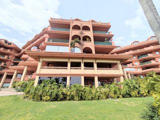 Apartament a Arroyo de la Miel. Apartamento en planta media de 3 dormitorios en benalmadena