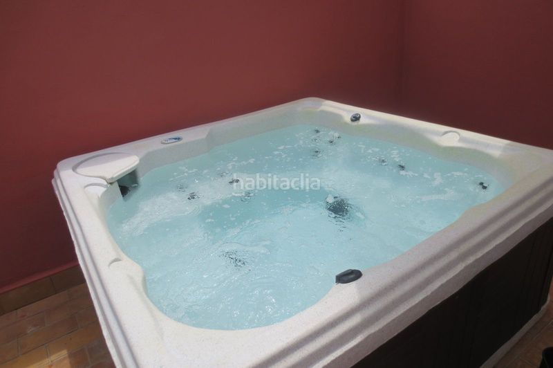 Foto 5ebebf45-945d-46ff-b3db-c5cfdcaf6027. Àtic amb calefacció aparcament piscina a Centro ciudad Fuengirola