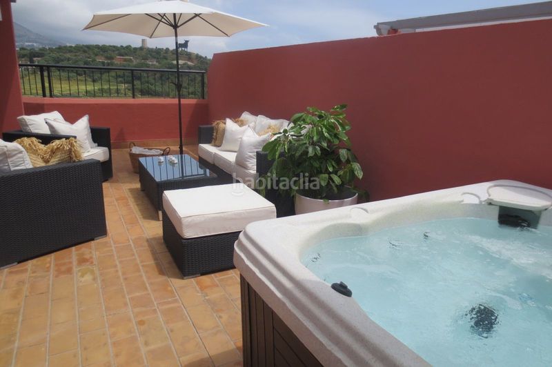 Foto 7a52da56-a1be-4483-85f4-8fafd137c0b8. Àtic amb calefacció aparcament piscina a Centro ciudad Fuengirola