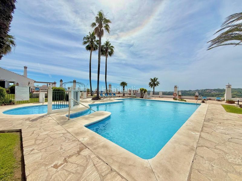 Foto 9c2bdda1-35c9-407c-9779-a55e87706fbd. Planta baixa amb calefacció aparcament piscina a Mijas